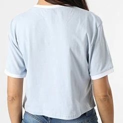 Meilleure vente 🔔 Tee 👚 Shirt Crop Femme Derla Bleu Clair de Ellesse 👍 -Ellesse Soldes ellesse 269477 SGJ11884 LIGHT BLUE 20210611T111323 04