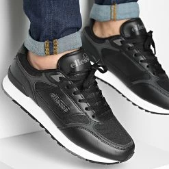 Vente flash 😍 Baskets Gara Runner 897020 Black Reflective de Ellesse ⌛